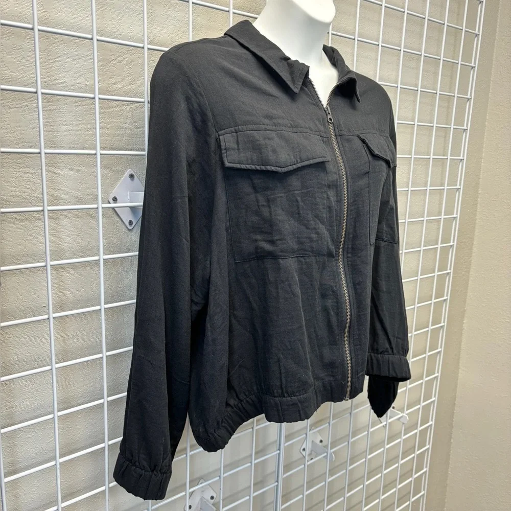 Torrid Dual Fold Zip Front Crop Jacket - New - Size 3 (22/24)